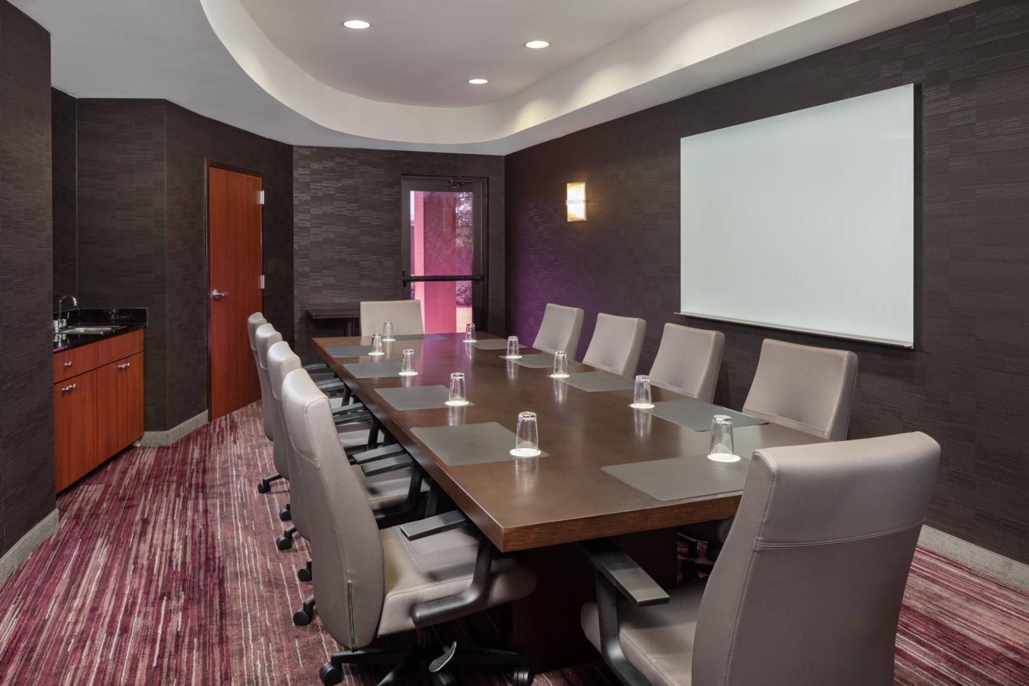 Courtyard By Marriott Anniston Oxford Hotel Buitenkant foto