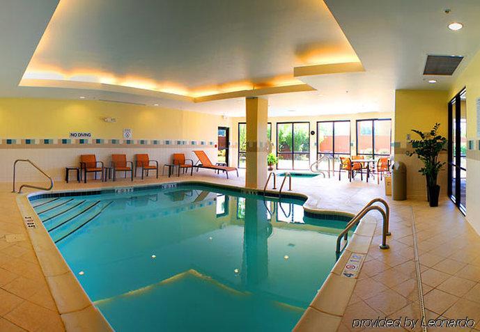 Courtyard By Marriott Anniston Oxford Hotel Buitenkant foto