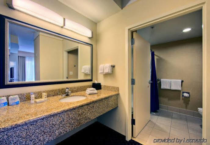 Courtyard By Marriott Anniston Oxford Hotel Buitenkant foto